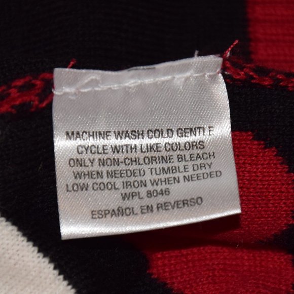 Charter Club Petite Hearts Sweater Red White and Black size P/L - Picture 5 of 9